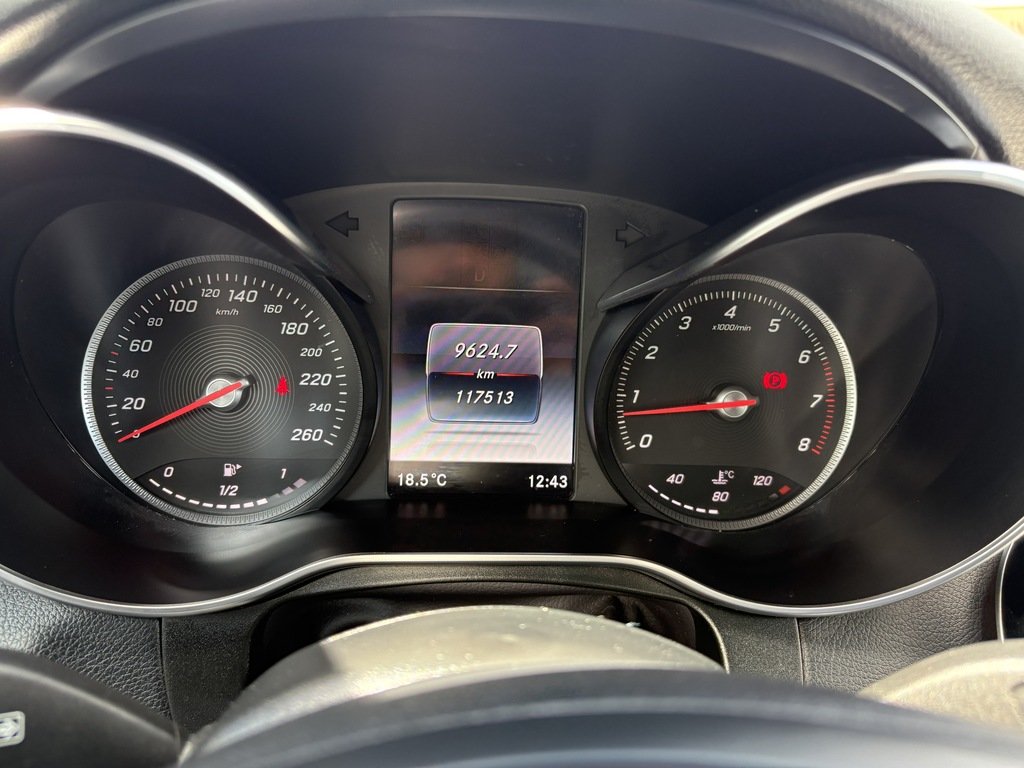 2019 Mercedes-Benz GLC 300   4MATIC   PANO   360 CAM   AMG   NAV in Oakville, Ontario - 13 - w1024h768px