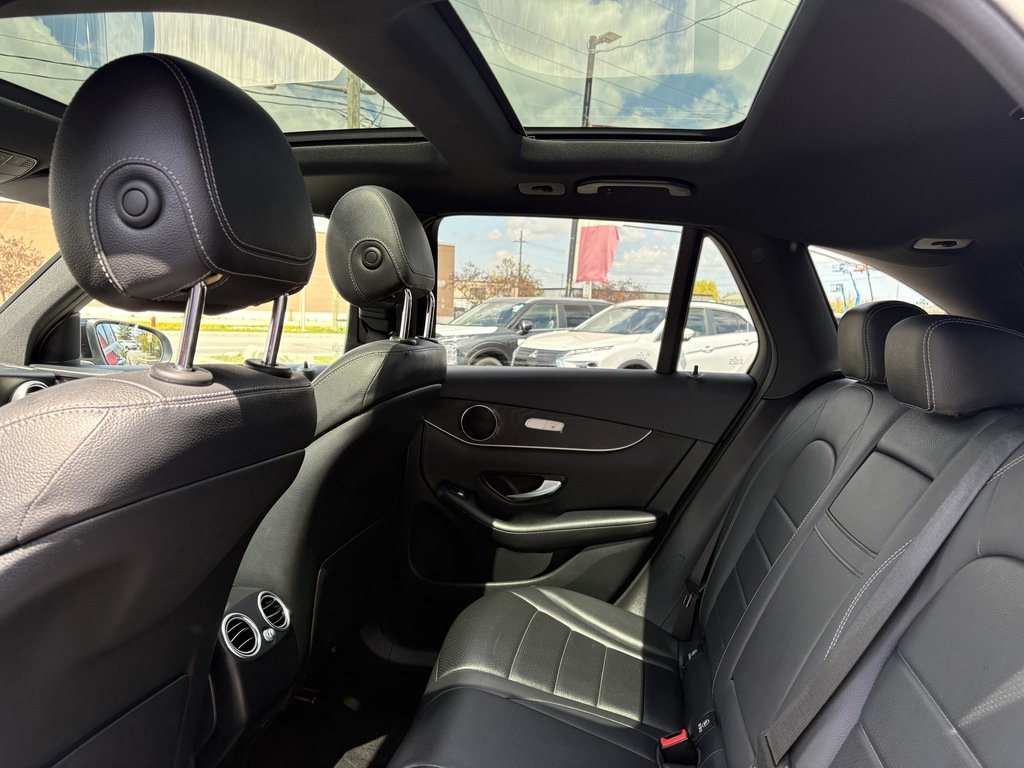 2019 Mercedes-Benz GLC 300   4MATIC   PANO   360 CAM   AMG   NAV in Oakville, Ontario - 21 - w1024h768px