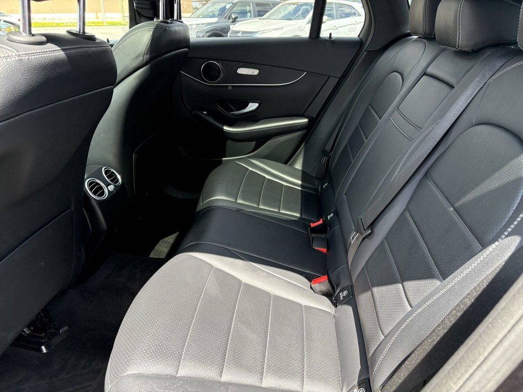 2019 Mercedes-Benz GLC 300   4MATIC   PANO   360 CAM   AMG   NAV in Oakville, Ontario - 22 - w1024h768px