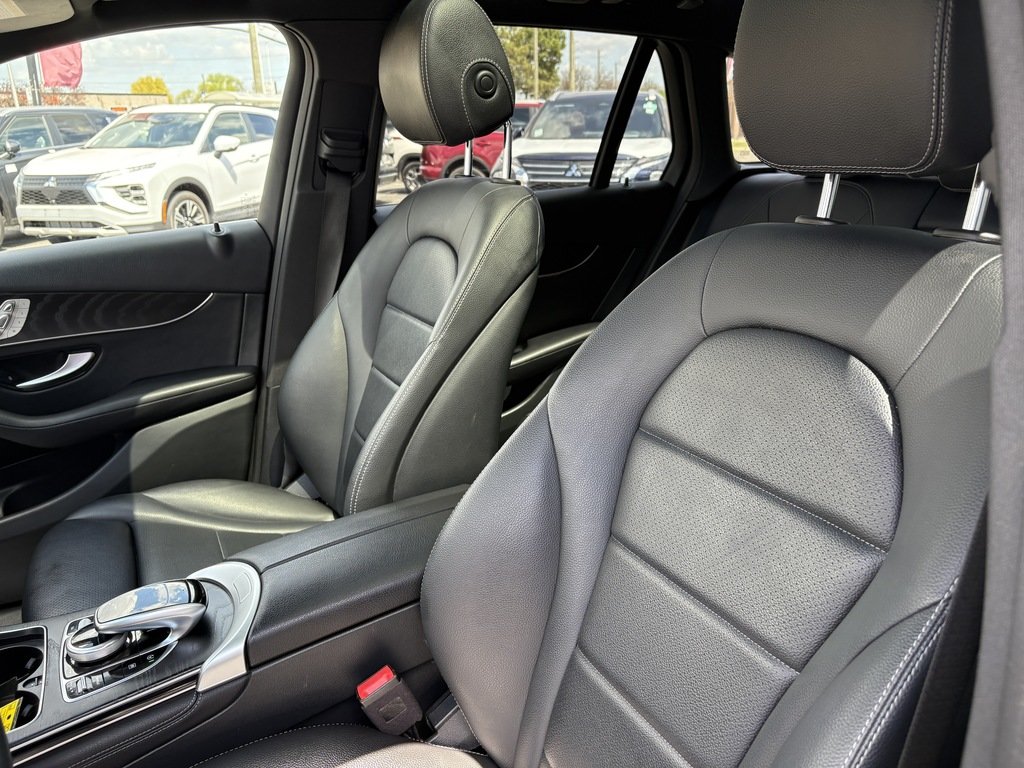 2019 Mercedes-Benz GLC 300   4MATIC   PANO   360 CAM   AMG   NAV in Oakville, Ontario - 11 - w1024h768px
