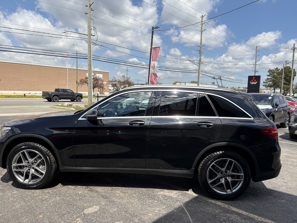 2019 Mercedes-Benz GLC 300   4MATIC   PANO   360 CAM   AMG   NAV in Oakville, Ontario - 5 - w1024h768px