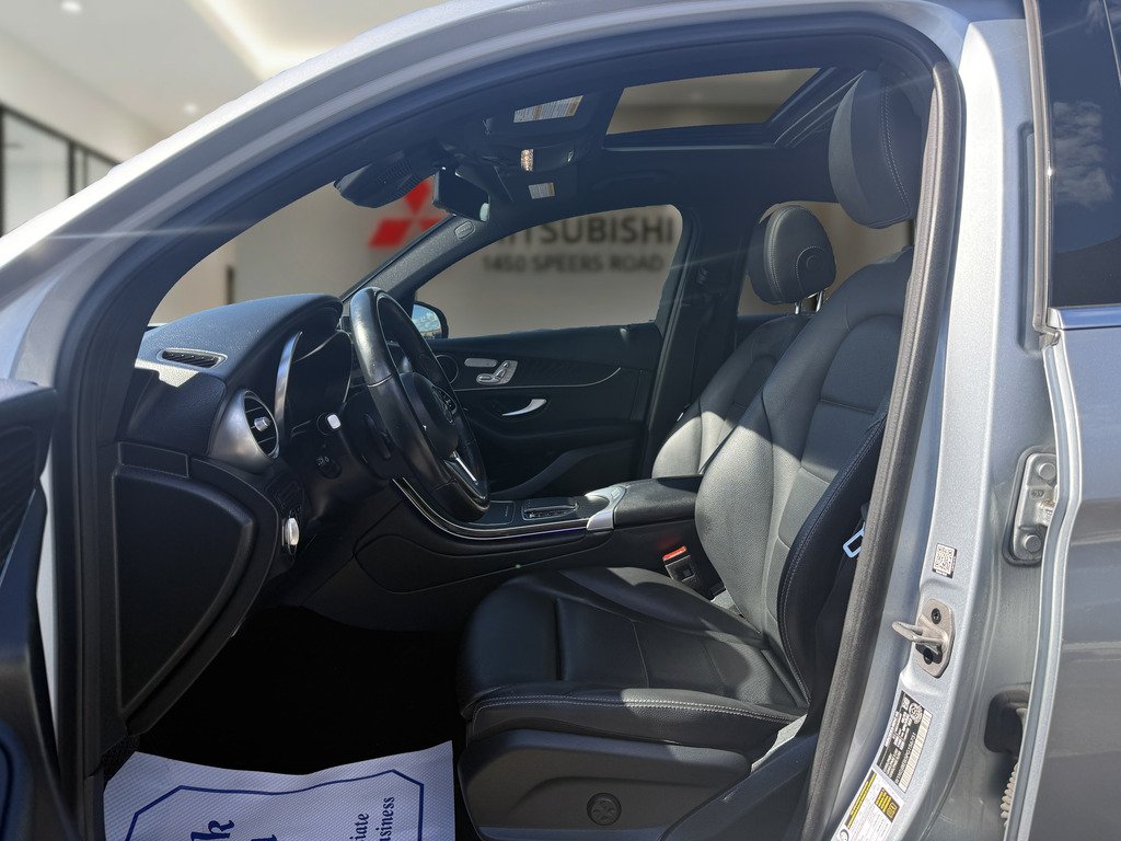2023 Mercedes-Benz GLC 300   4MATIC   PANO   360 CAM   NAV in Oakville, Ontario - 10 - w1024h768px