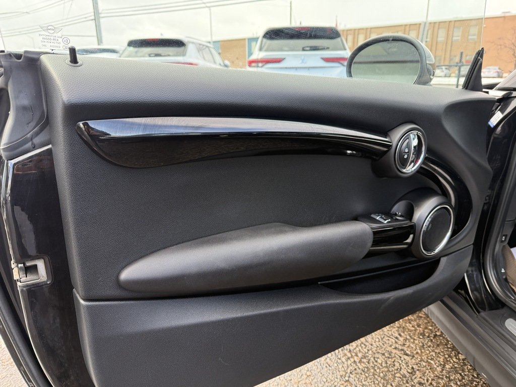 2019 MINI 3 Door COOPER   S   MANUAL   BU CAM   NAV   PANO in Oakville, Ontario - 9 - w1024h768px