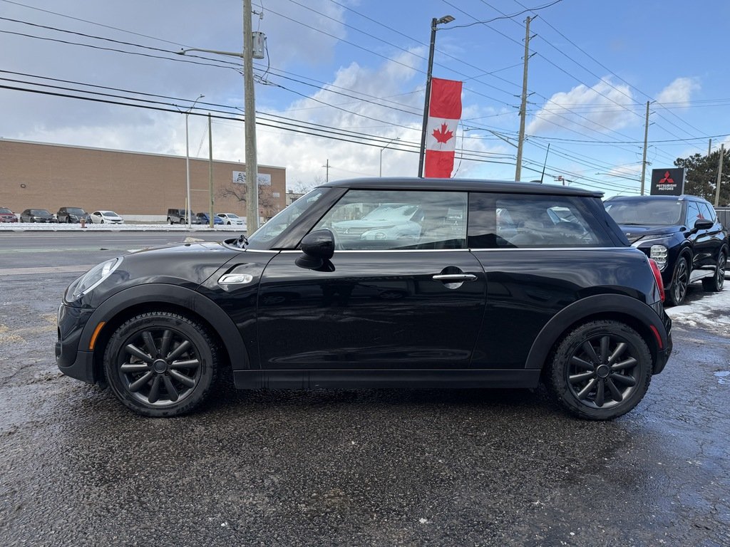 2019 MINI 3 Door COOPER   S   MANUAL   BU CAM   NAV   PANO in Oakville, Ontario - 5 - w1024h768px
