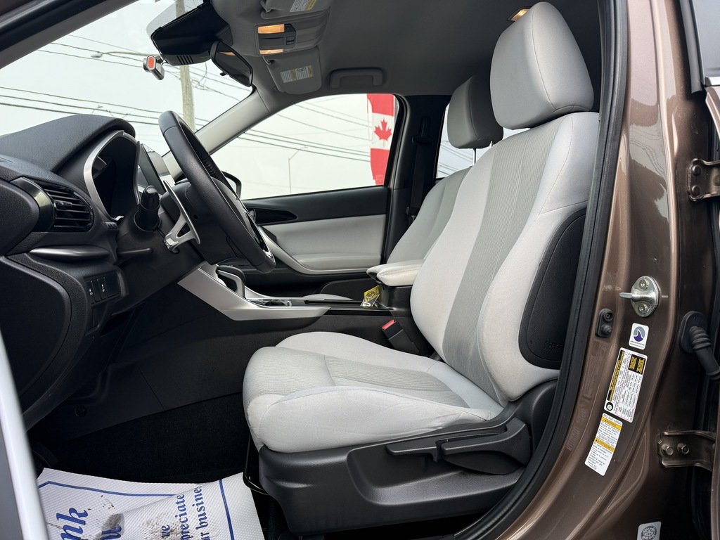 2022 Mitsubishi Eclipse Cross SE   S-AWC   CPO   RATES AS LOW AS 0.90% in Oakville, Ontario - 11 - w1024h768px