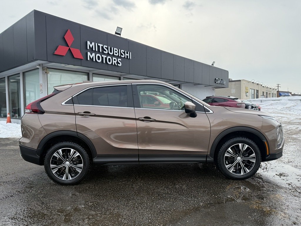 2022 Mitsubishi Eclipse Cross SE   S-AWC   CPO   RATES AS LOW AS 0.90% in Oakville, Ontario - 8 - w1024h768px