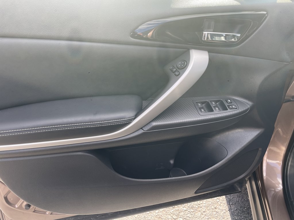 2023  ECLIPSE CROSS CPO   GT   S-AWC   HUD   LEATHER   DUAL SUNROOF in Oakville, Ontario - 10 - w1024h768px