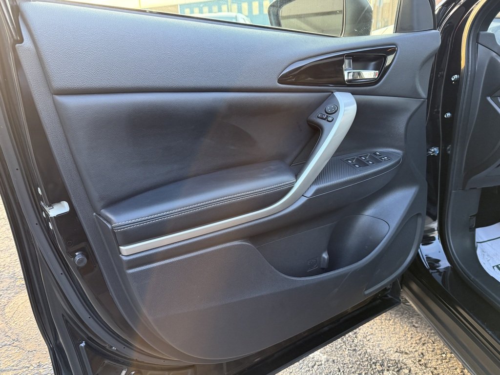 2023 Mitsubishi Eclipse Cross GT   S-AWC   CPO   HUD   SUNROOF   360 CAM in Oakville, Ontario - 10 - w1024h768px