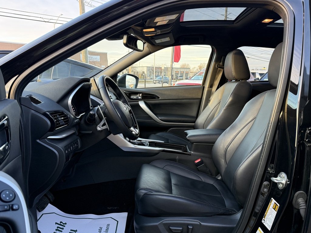 2023 Mitsubishi Eclipse Cross GT   S-AWC   CPO   HUD   SUNROOF   360 CAM in Oakville, Ontario - 11 - w1024h768px