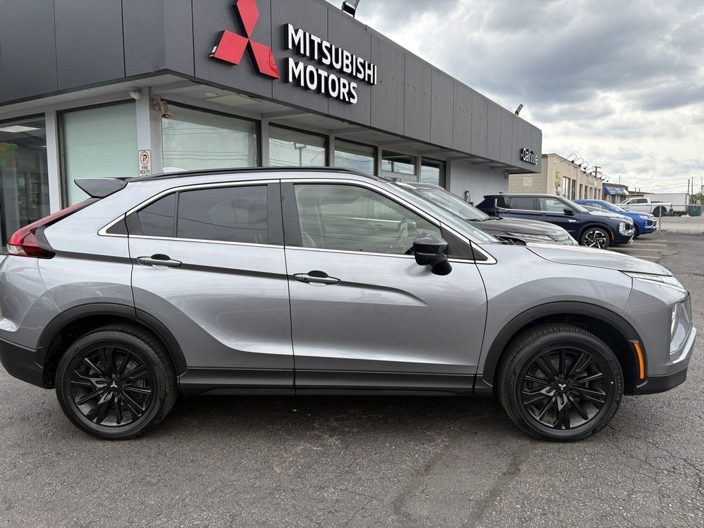 2024 Mitsubishi ECLIPSE CROSS NOIR   CPO   SUNROOF   360 CAM   CARPLAY in Oakville, Ontario - 9 - w1024h768px
