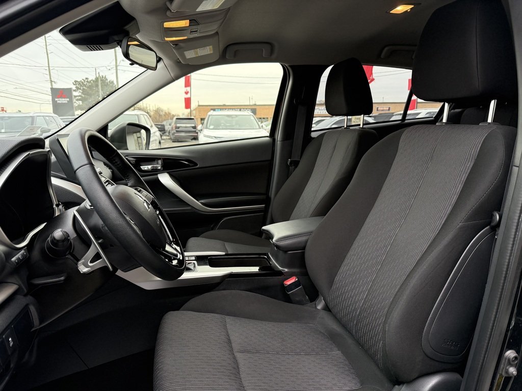 2024 Mitsubishi Eclipse Cross SE   S-AWC   CPO   RATES AS LOW AS 0.90% in Oakville, Ontario - 12 - w1024h768px