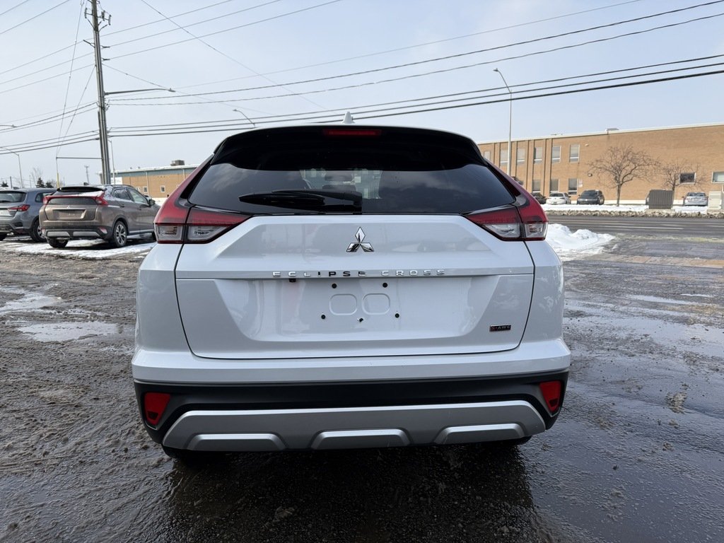 2024 Mitsubishi Eclipse Cross SE   S-AWC   CPO   RATES AS LOW AS 0.90% in Oakville, Ontario - 7 - w1024h768px