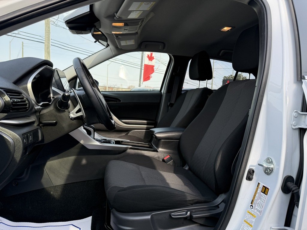 2024 Mitsubishi Eclipse Cross SE   S-AWC   CPO   RATES AS LOW AS 0.90% in Oakville, Ontario - 12 - w1024h768px