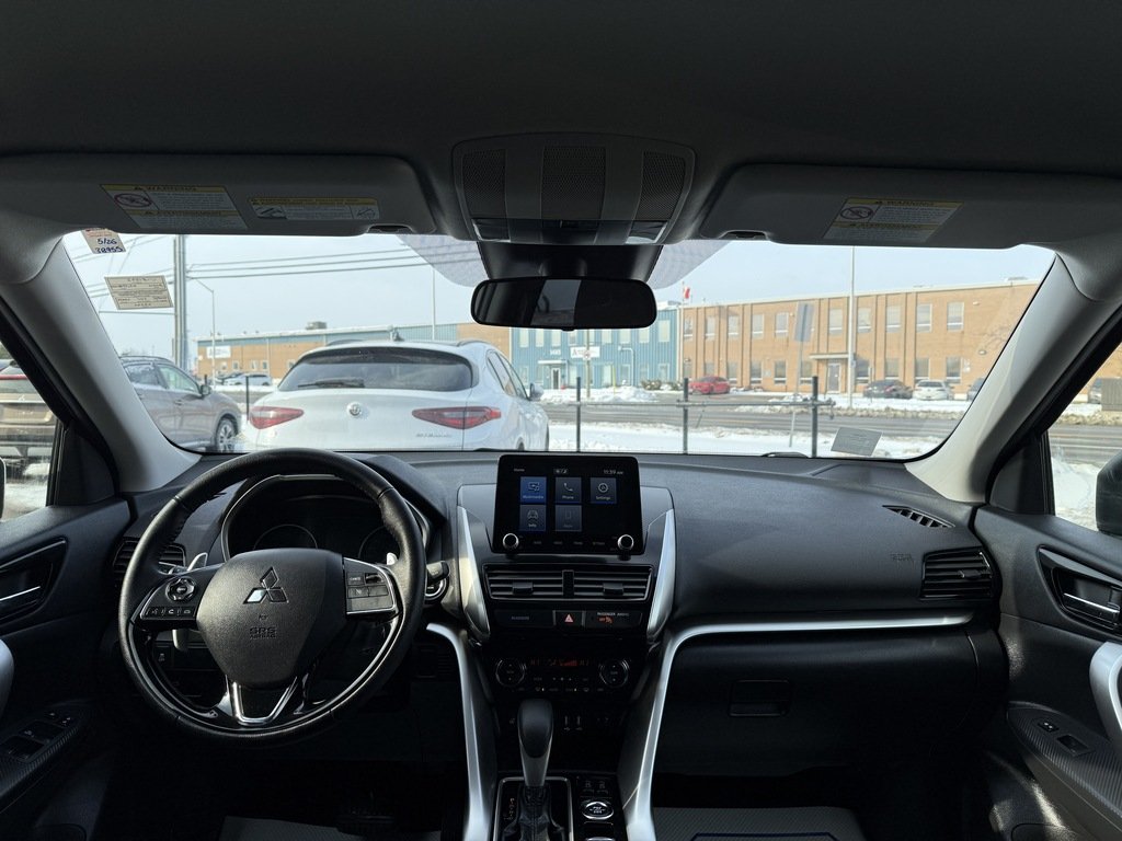 2024 Mitsubishi Eclipse Cross SE   S-AWC   CPO   RATES AS LOW AS 0.90% in Oakville, Ontario - 17 - w1024h768px