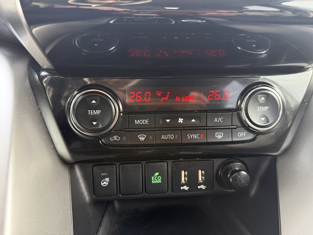 2024 Mitsubishi Eclipse Cross SE   S-AWC   CPO   RATES AS LOW AS 0.90% in Oakville, Ontario - 17 - w1024h768px