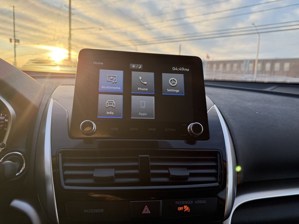 2024 Mitsubishi Eclipse Cross SE   S-AWC   CPO   RATES AS LOW AS 0.90% in Oakville, Ontario - 15 - w1024h768px