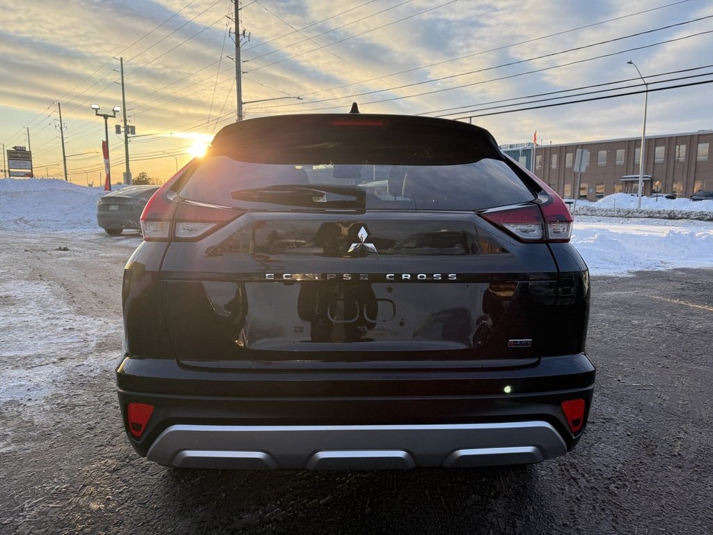 2024 Mitsubishi Eclipse Cross SE   S-AWC   CPO   RATES AS LOW AS 0.90% in Oakville, Ontario - 7 - w1024h768px