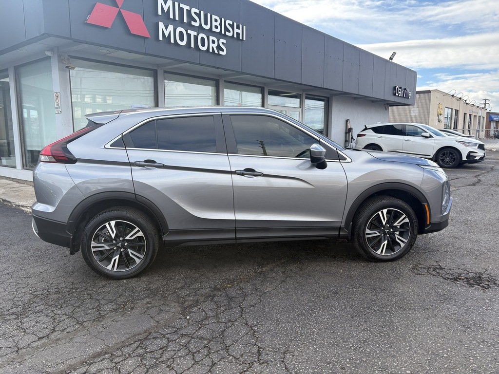 2025 Mitsubishi Eclipse Cross SE   CPO   S-AWC   CARPLAY   RATES AS LOW AS 0.9% in Oakville, Ontario - 9 - w1024h768px