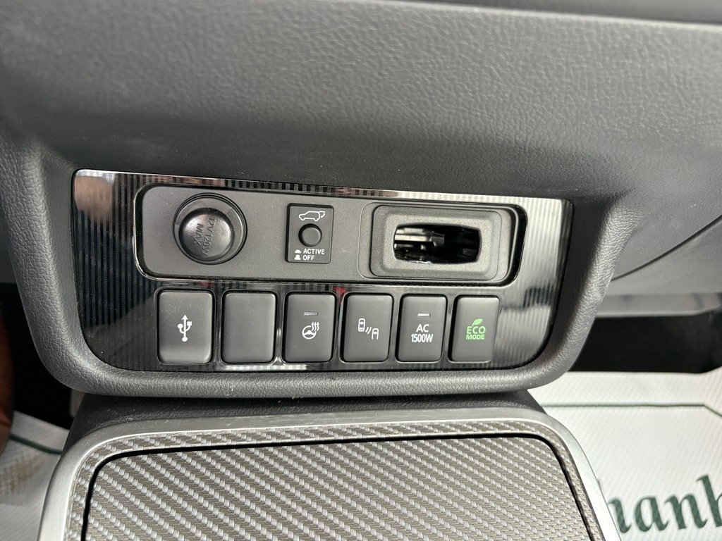 2020 Mitsubishi OUTLANDER PHEV SEL   S-AWC   CPO   RATES LOW AS 0.9%   ROOF in Oakville, Ontario - 18 - w1024h768px