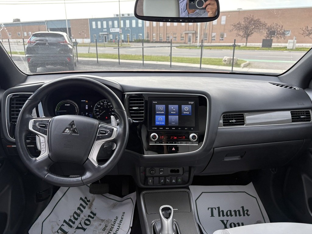 2020 Mitsubishi OUTLANDER PHEV SEL   S-AWC   CPO   RATES LOW AS 0.9%   ROOF in Oakville, Ontario - 21 - w1024h768px
