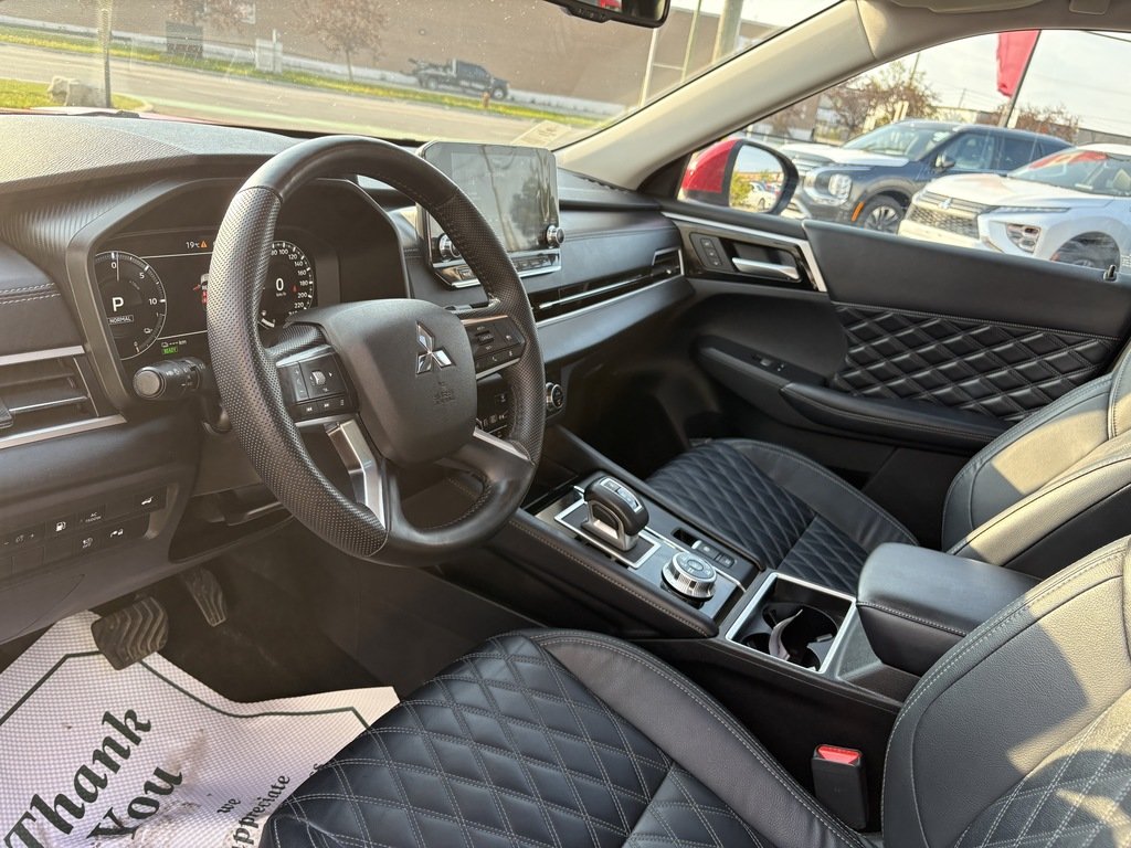 2023 Mitsubishi OUTLANDER PHEV SEL   S-AWC   CPO   PHEV   RATES AS LOW AS 0.9% in Oakville, Ontario - 12 - w1024h768px