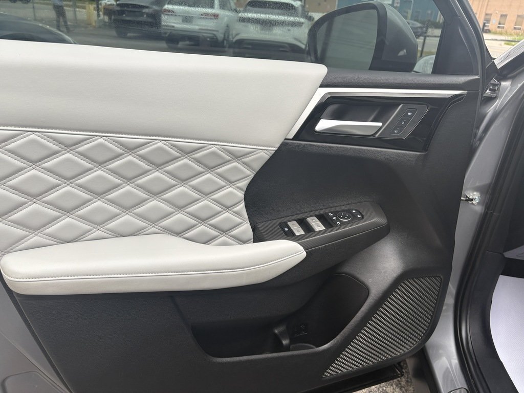 2023 Mitsubishi OUTLANDER PHEV SEL   S-AWC   7 PASS   360 CAM   NAV   BLIND SPOT in Oakville, Ontario - 10 - w1024h768px