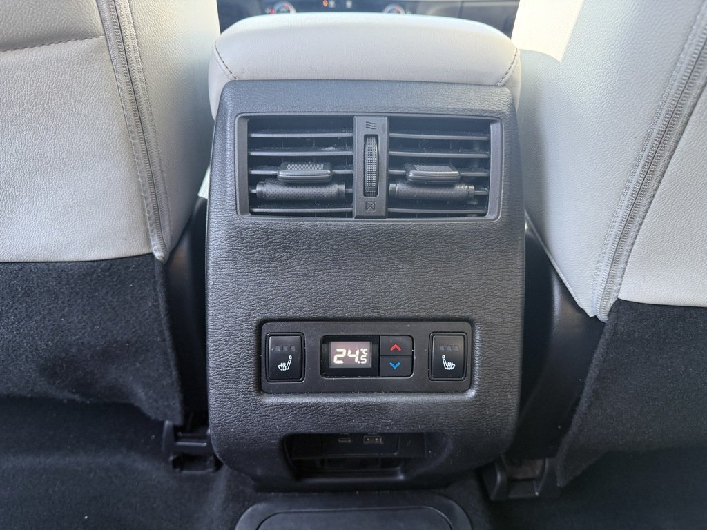 2023 Mitsubishi Outlander PHEV SEL   S-AWC   CPO   7 PASS   360 CAM   PANO   NAV in Oakville, Ontario - 18 - w1024h768px