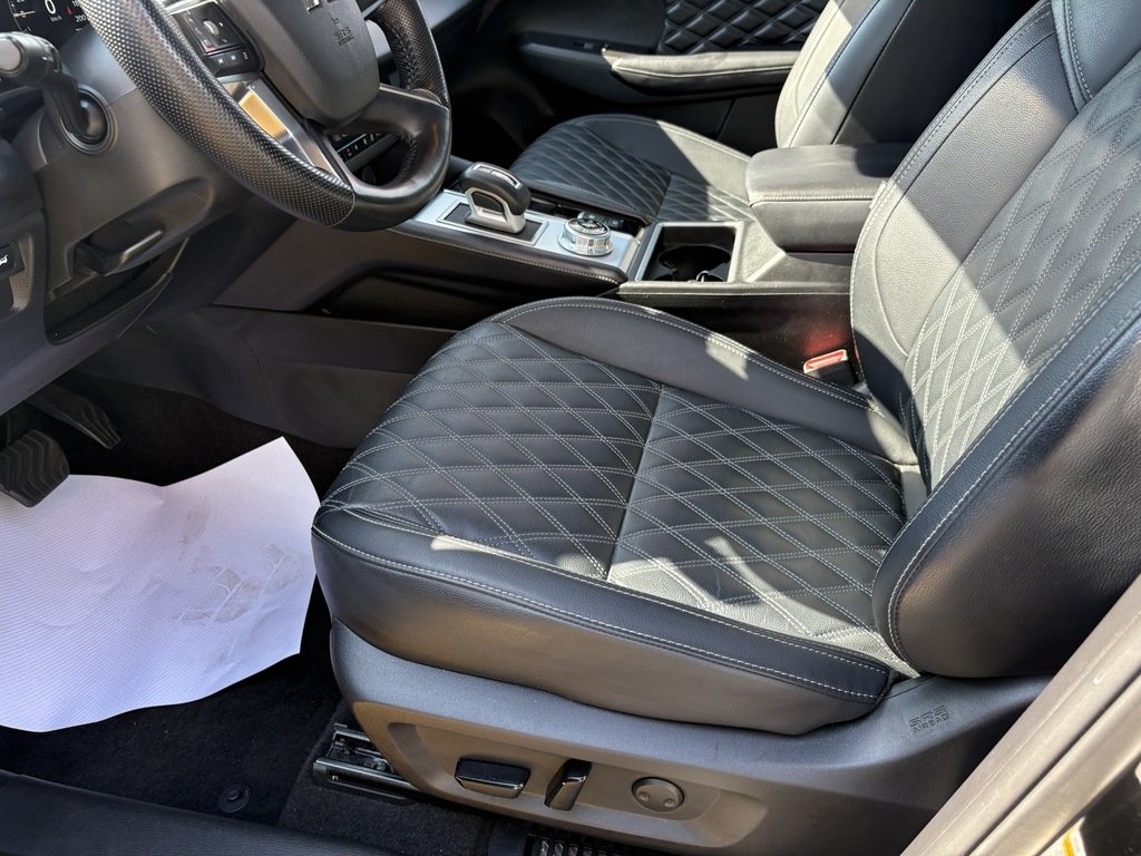 2024 Mitsubishi OUTLANDER PHEV CPO   GT   S-AWC   PHEV   7 PASS   LTHR   BOSE in Oakville, Ontario - 13 - w1024h768px