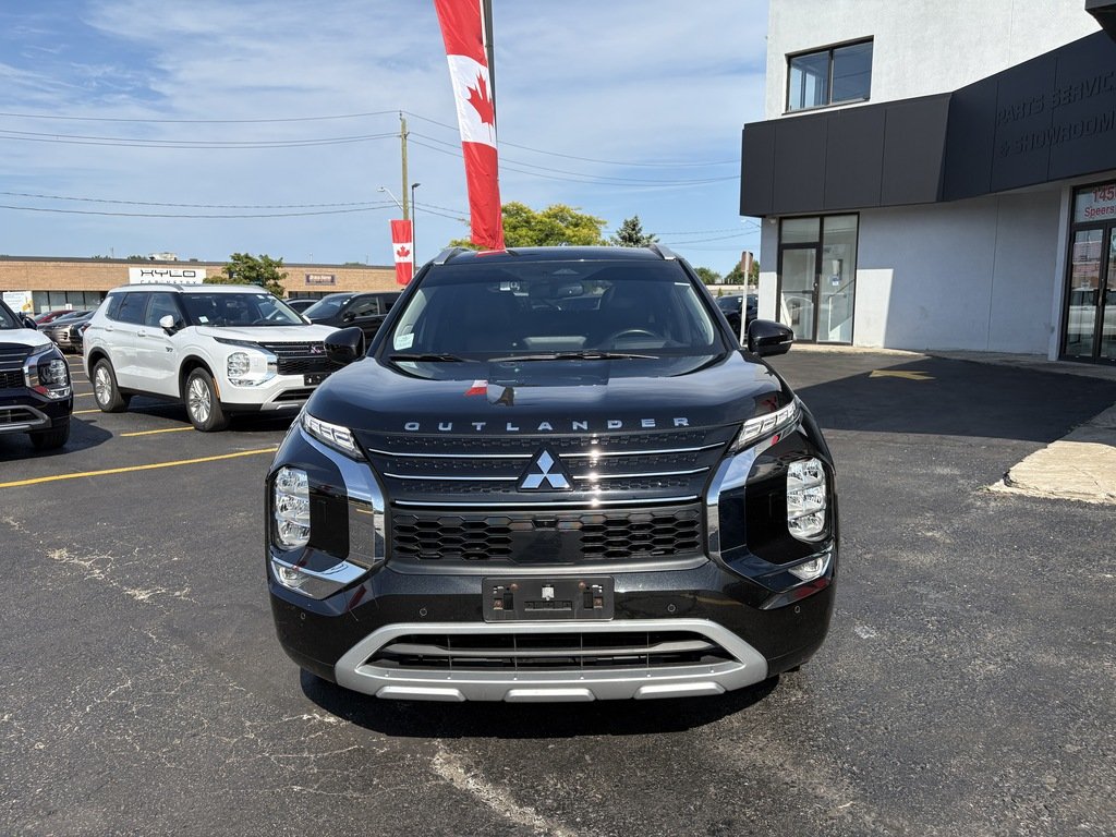 2024 Mitsubishi Outlander PHEV CPO   GT   S-AWC   PHEV   7 PASS   LTHR   BOSE in Oakville, Ontario - 3 - w1024h768px