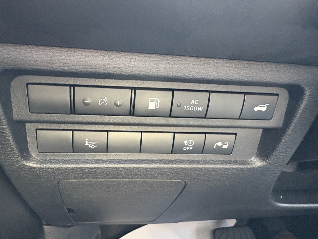 2024 Mitsubishi OUTLANDER PHEV CPO   GT   S-AWC   PHEV   7 PASS   LTHR   BOSE in Oakville, Ontario - 11 - w1024h768px