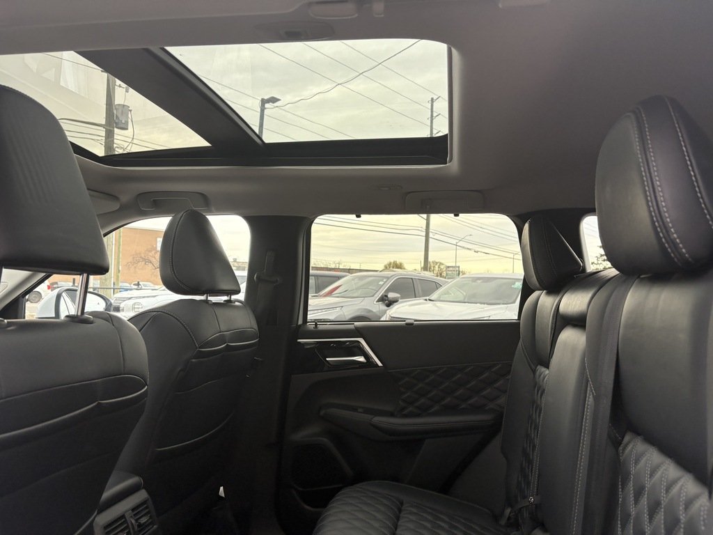 2024 Mitsubishi Outlander PHEV GT   S-AWC   CPO   7 PASS   HUD   BOSE   360 CAM in Oakville, Ontario - 19 - w1024h768px
