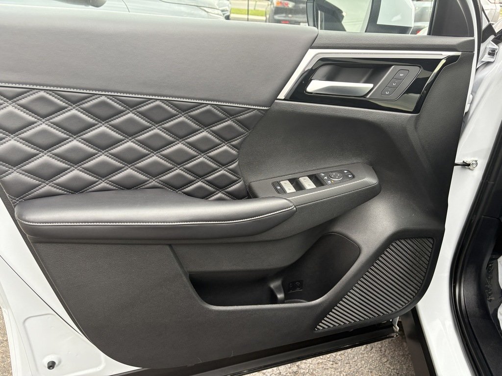 2024 Mitsubishi Outlander PHEV GT   S-AWC   CPO   7 PASS   HUD   BOSE   360 CAM in Oakville, Ontario - 10 - w1024h768px