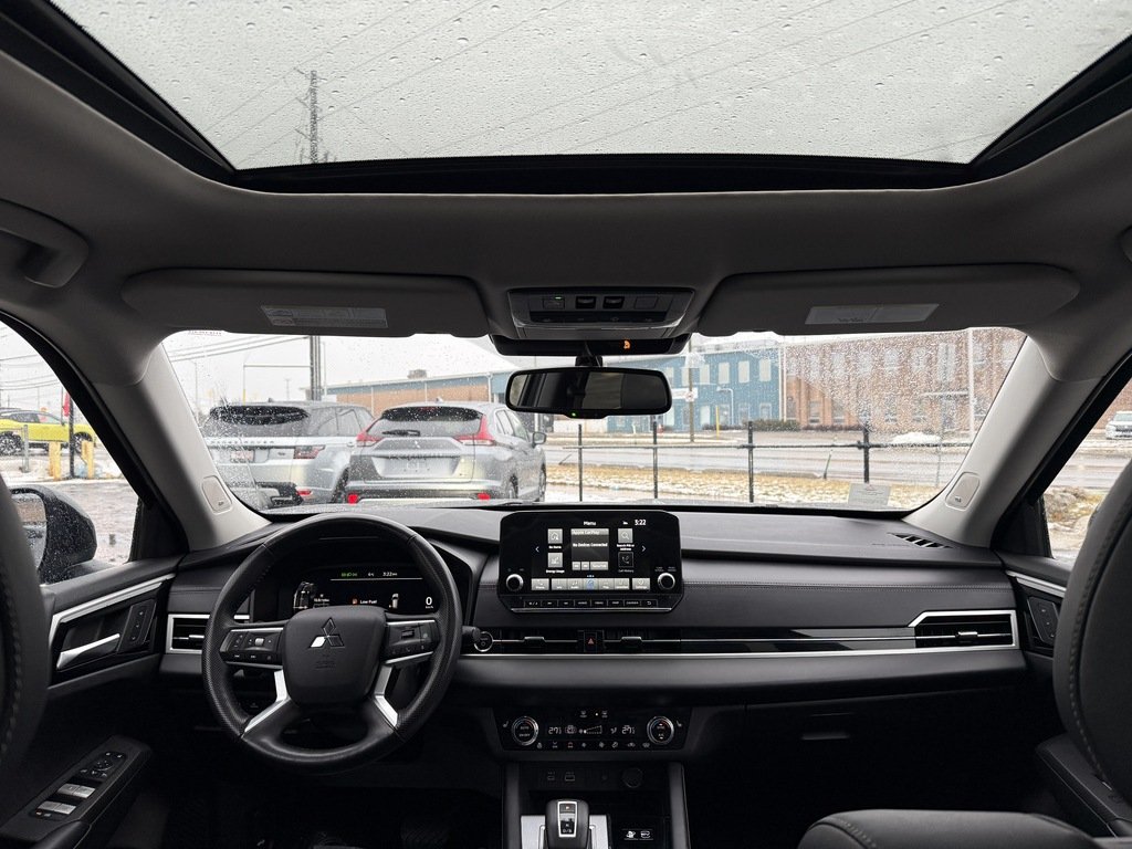 2024 Mitsubishi Outlander PHEV GT   S-AWC   CPO   7 PASS   HUD   BOSE   360 CAM in Oakville, Ontario - 13 - w1024h768px