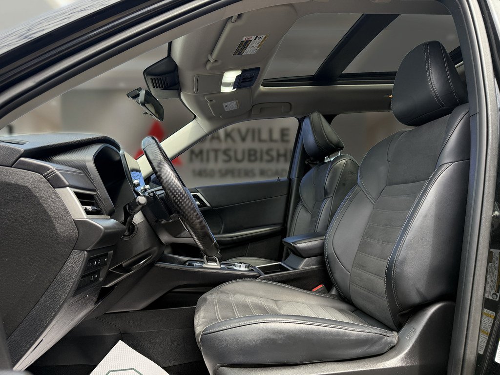2024 Mitsubishi Outlander PHEV LE   S-AWC   PHEV   7 PASS   360 CAM   PANO in Oakville, Ontario - 12 - w1024h768px