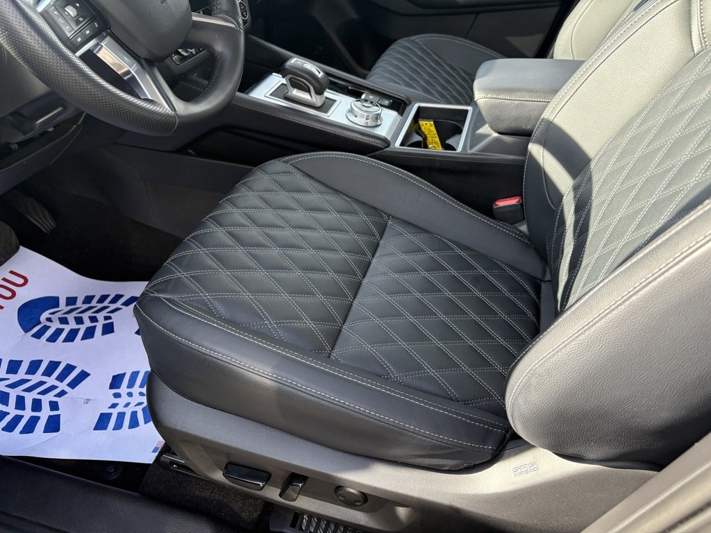 2025 Mitsubishi OUTLANDER PHEV CPO   GT   S-AWC   RATES AS LOW AS 0.9%   7 PASS in Oakville, Ontario - 12 - w1024h768px