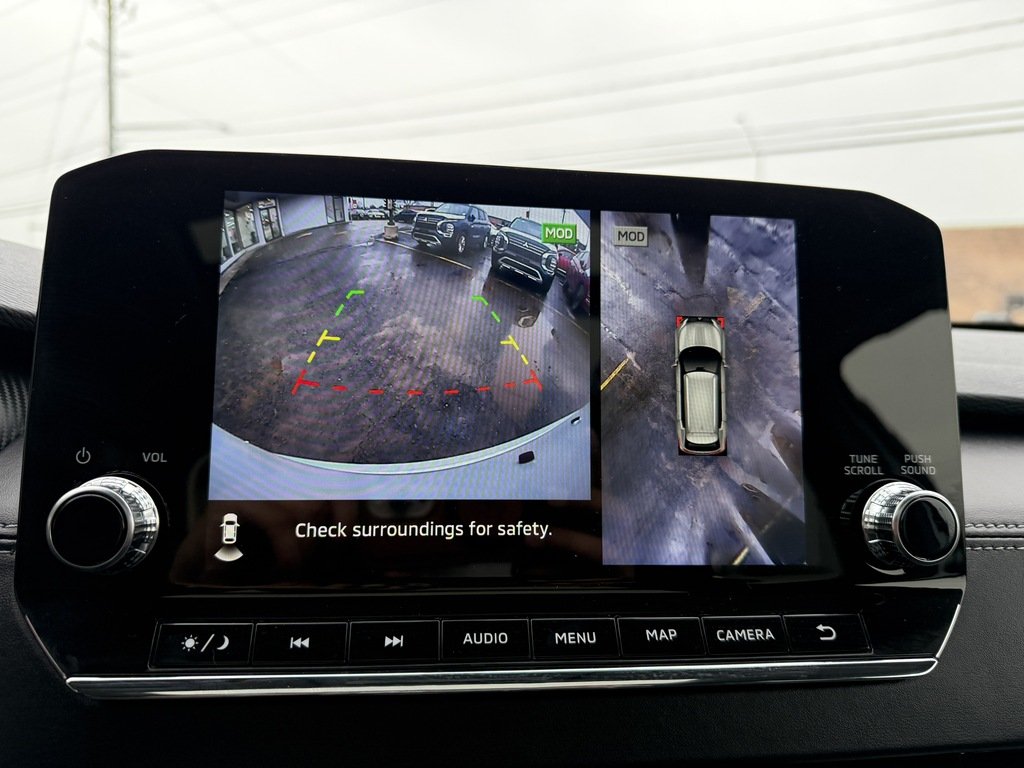 2025 Mitsubishi Outlander PHEV LE   S-AWC   ONE OWNER   CLEAN CARFAX   NAV in Oakville, Ontario - 16 - w1024h768px