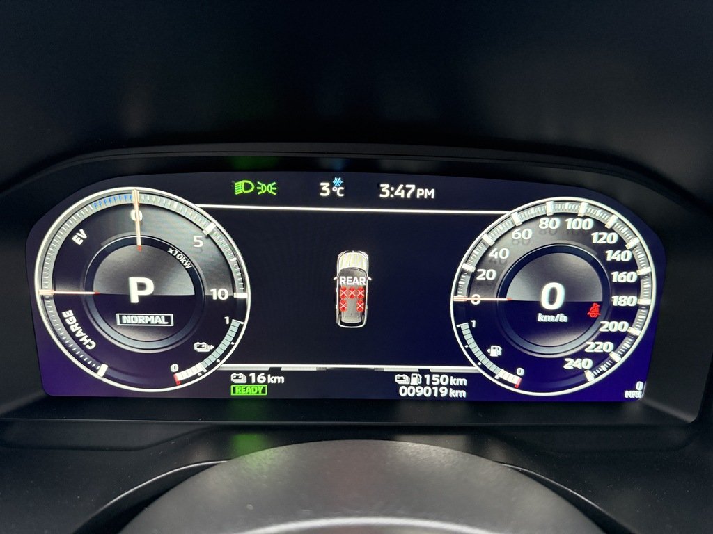 2025 Mitsubishi Outlander PHEV LE   S-AWC   ONE OWNER   CLEAN CARFAX   NAV in Oakville, Ontario - 13 - w1024h768px