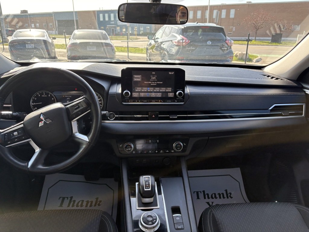 2022 Mitsubishi Outlander SE   S-AWC   7 PASS   PANO   CARPLAY   BLIND SPOT in Oakville, Ontario - 20 - w1024h768px