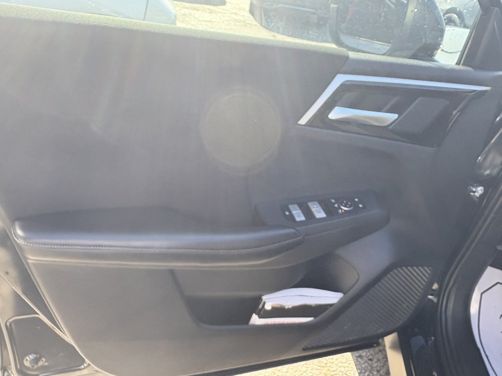 2022 Mitsubishi Outlander SE   S-AWC   7 PASS   PANO   CARPLAY   BLIND SPOT in Oakville, Ontario - 10 - w1024h768px