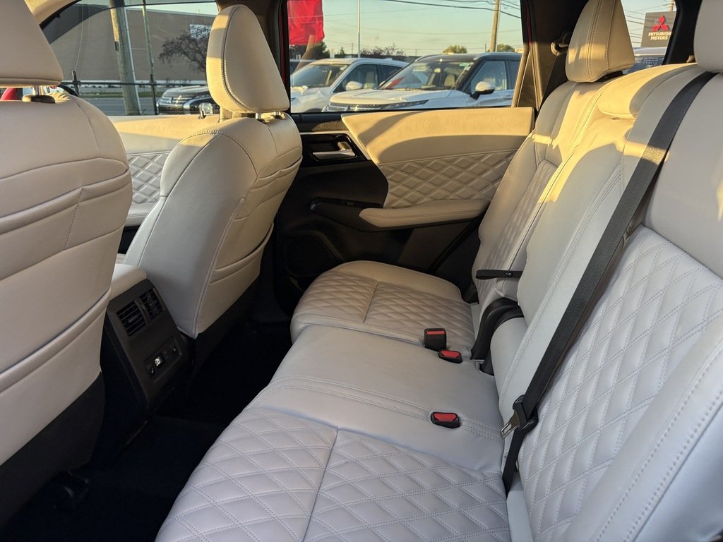 2022 Mitsubishi Outlander SEL   S-AWC   7 PASS   360 CAM   PANO   NAV in Oakville, Ontario - 24 - w1024h768px