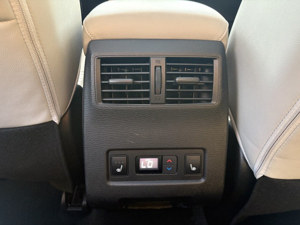 2022 Mitsubishi Outlander SEL   S-AWC   7 PASS   360 CAM   PANO   NAV in Oakville, Ontario - 22 - w1024h768px