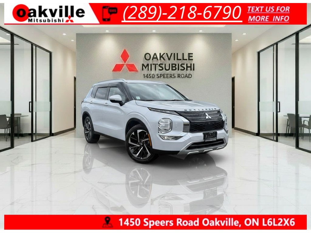 2022 Mitsubishi Outlander LE   S-AWC   RATES AS LOW AS 0.90 %   PANO   NAV in Oakville, Ontario - 1 - w1024h768px