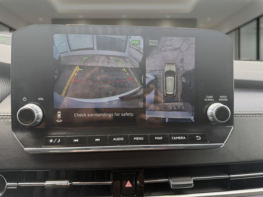 2022 Mitsubishi Outlander LE   S-AWC   RATES AS LOW AS 0.90 %   PANO   NAV in Oakville, Ontario - 17 - w1024h768px