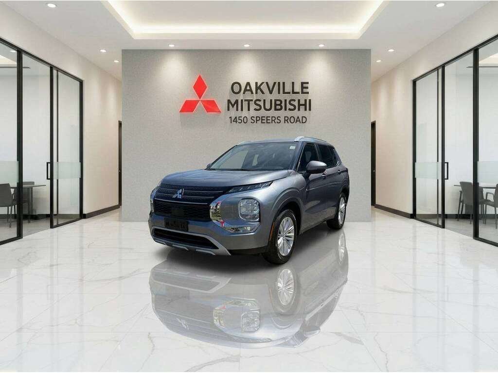 2022 Mitsubishi Outlander SE   7 PASS   PANO   CARPLAY   B\U CAM in Oakville, Ontario - 4 - w1024h768px