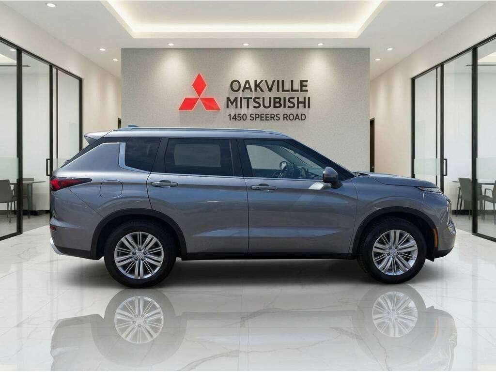 2022 Mitsubishi Outlander SE   7 PASS   PANO   CARPLAY   B\U CAM in Oakville, Ontario - 9 - w1024h768px