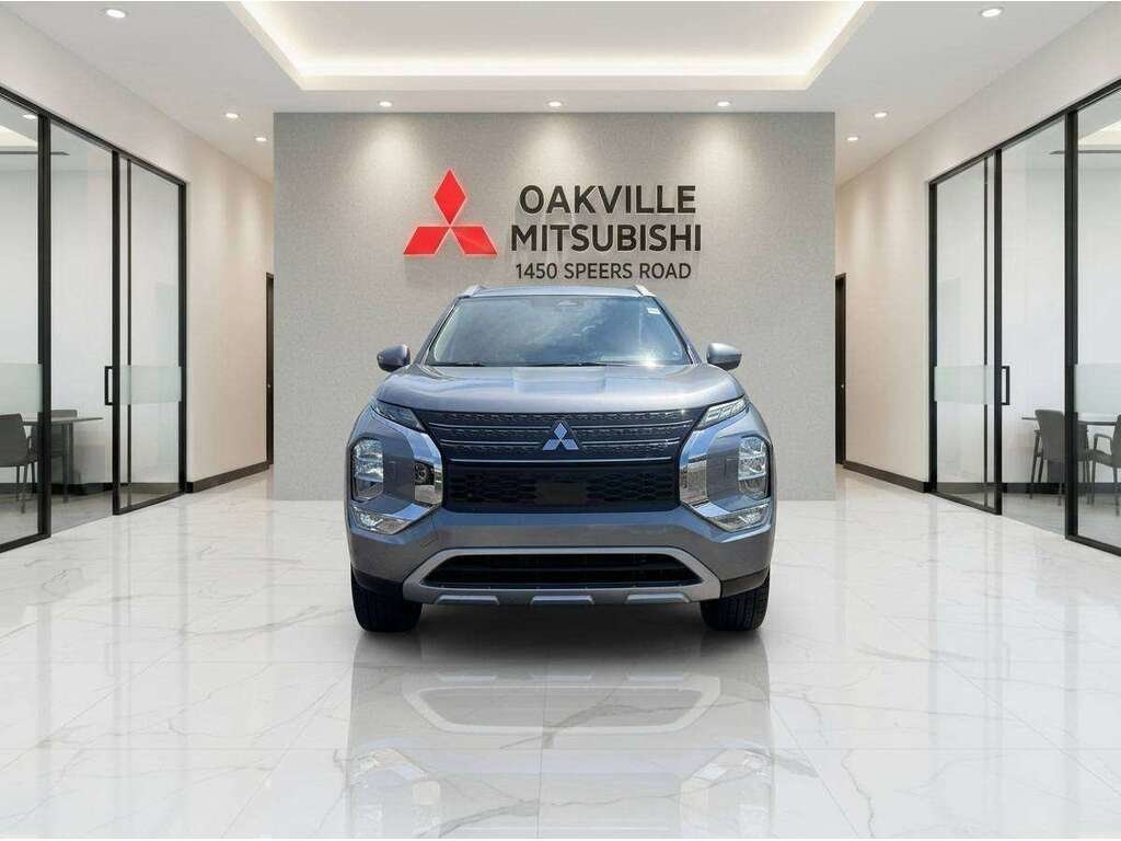 2022 Mitsubishi Outlander SE   7 PASS   PANO   CARPLAY   B\U CAM in Oakville, Ontario - 3 - w1024h768px