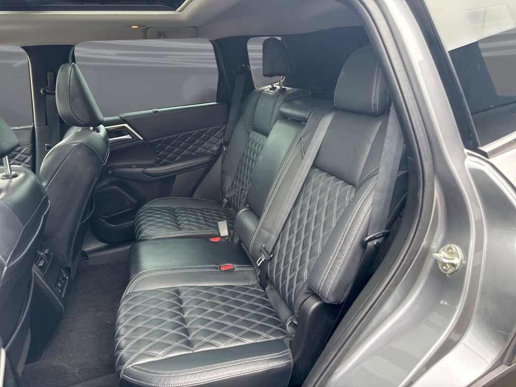 2022 Mitsubishi Outlander GT in Oakville, Ontario - 24 - w1024h768px