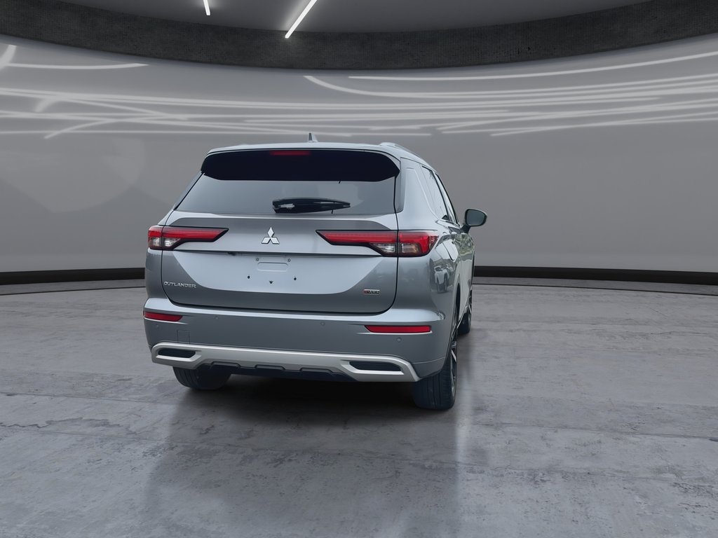 2022 Mitsubishi Outlander GT in Oakville, Ontario - 7 - w1024h768px