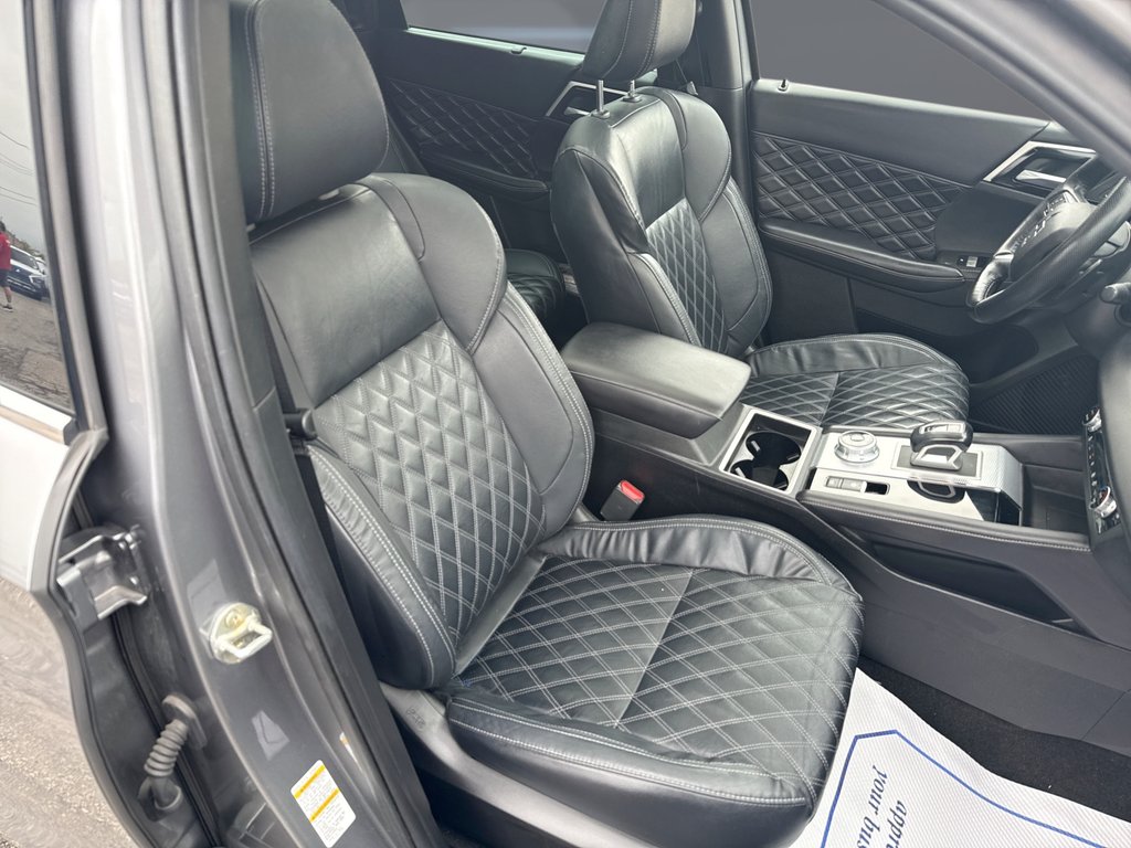 2022 Mitsubishi Outlander GT in Oakville, Ontario - 25 - w1024h768px
