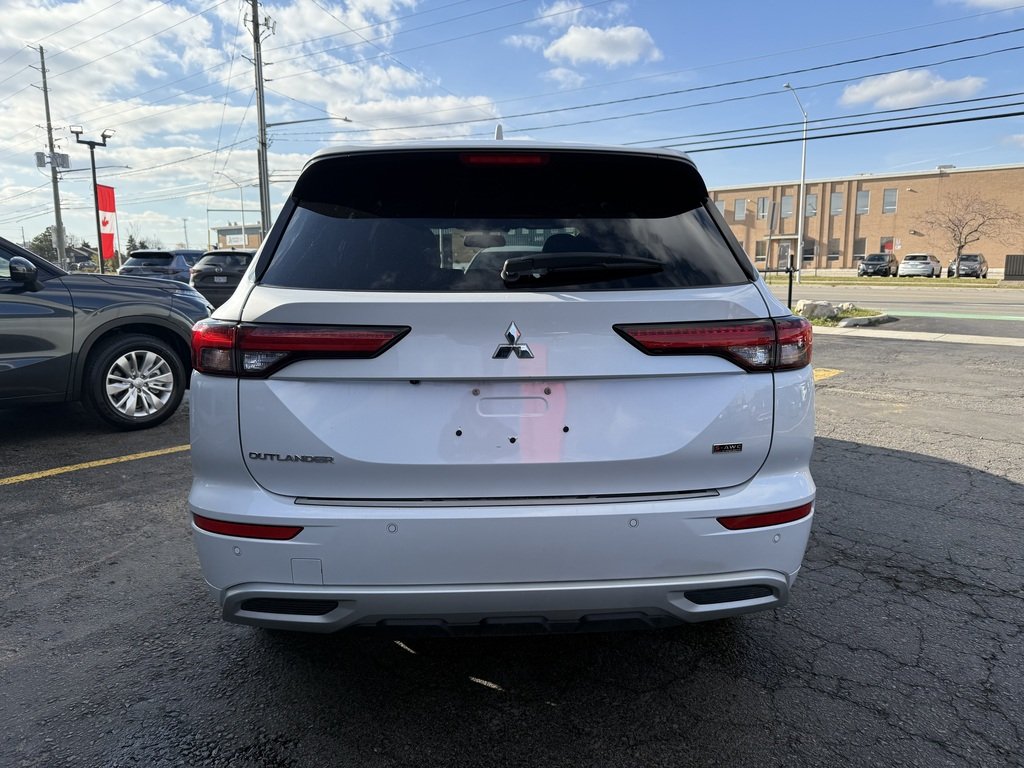 2023 Mitsubishi Outlander GT-P   CPO   S-AWC   7 PASS   PANO   BOSE   NAV in Oakville, Ontario - 7 - w1024h768px